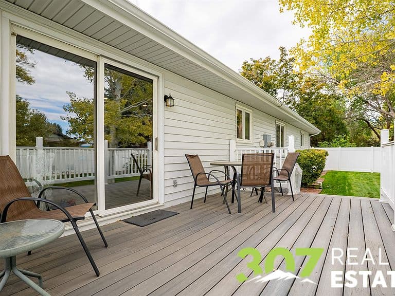 481 Sunlight Dr photo 5
