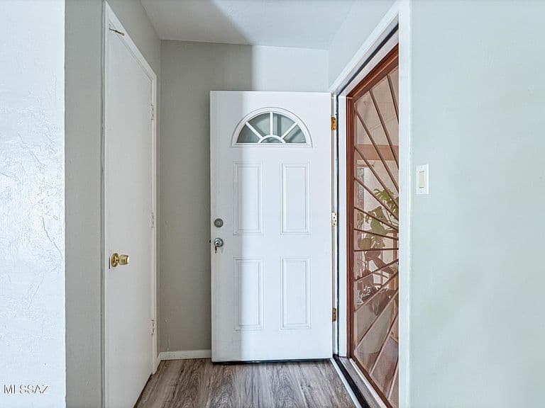 1600 N Wilmot Rd #Road202 photo 2