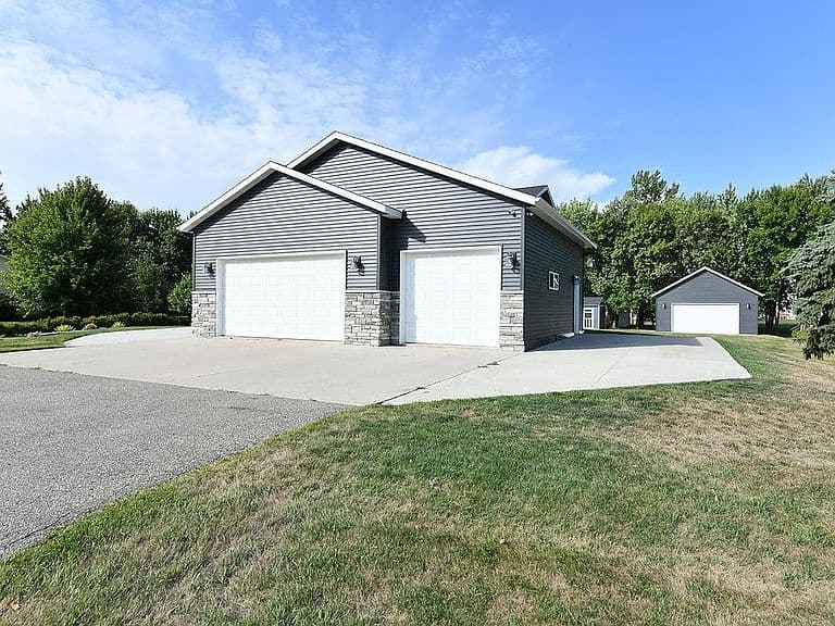 8018 Aquarius Dr photo 3