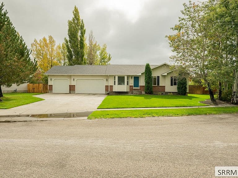 4184 E Aschli Ln photo 2