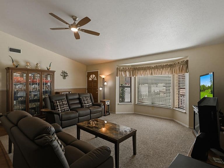 909 S Coronado Way photo 5