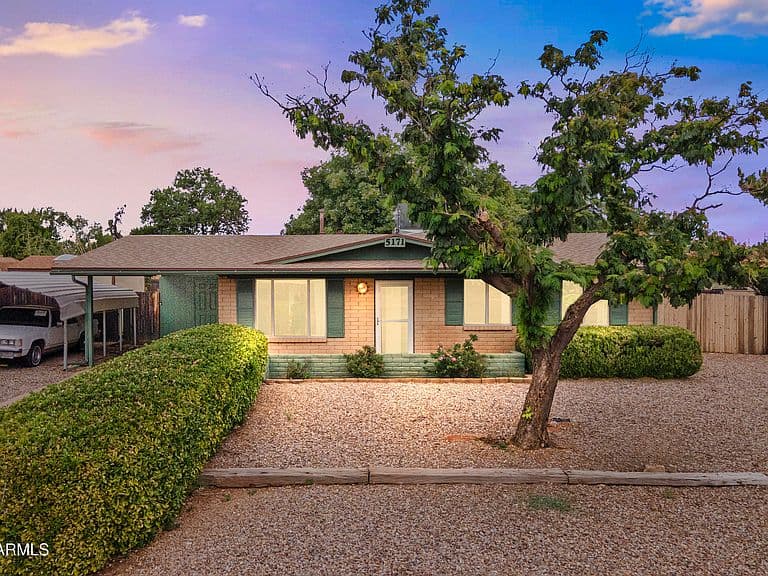5171 E EVERGREEN Drive photo 1