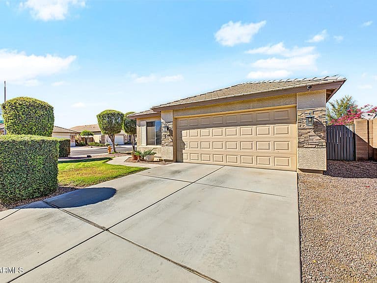 12530 W COLDWATER SPRINGS Boulevard photo 3