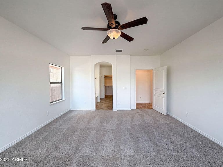 18689 N MILLER Way photo 4
