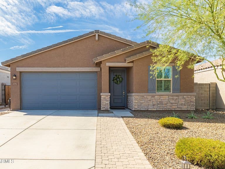 12645 W ORANGEWOOD Avenue photo 2