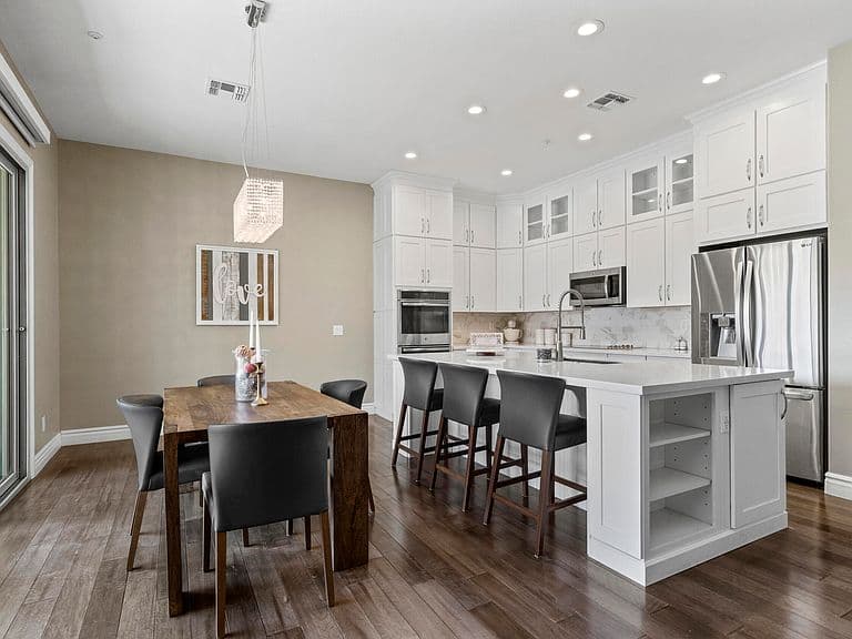 17620 N 77TH Place photo 1