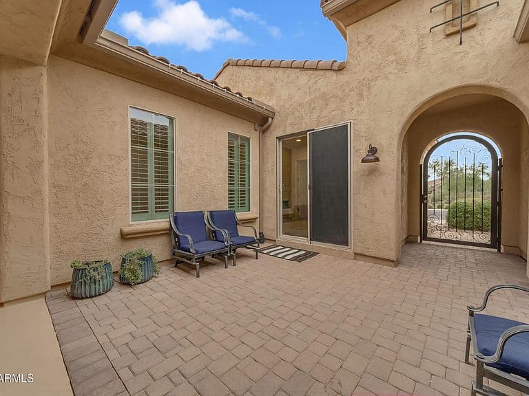 11115 E TARRAGON Avenue photo 5