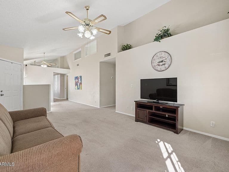 3134 E MCKELLIPS Road #125 photo 4