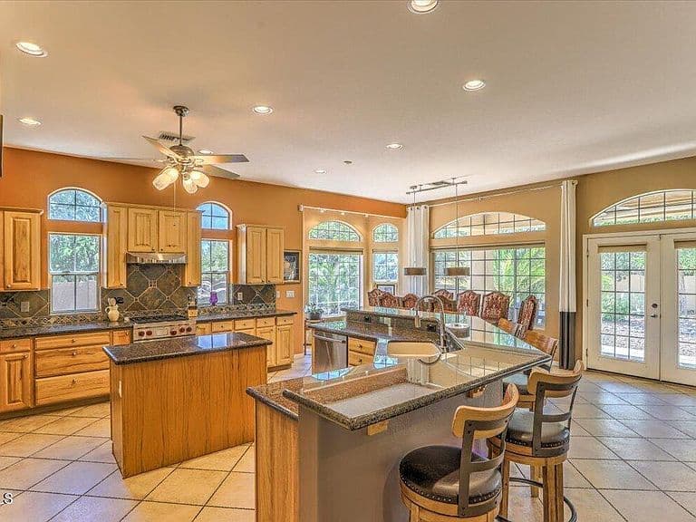 6114 E EGRET Street photo 3