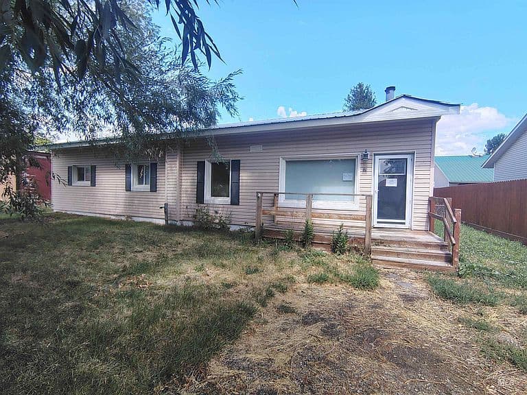 61 Cherry St photo 1