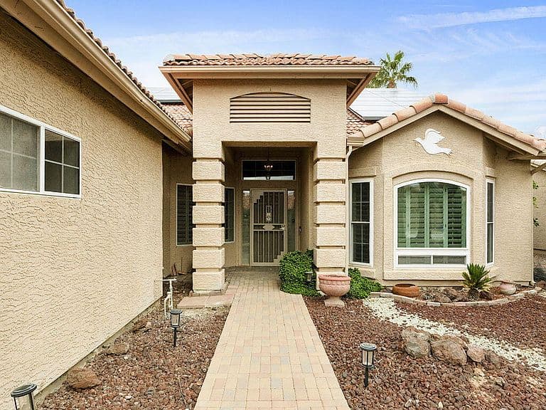 10214 E COOPERS HAWK Drive photo 4