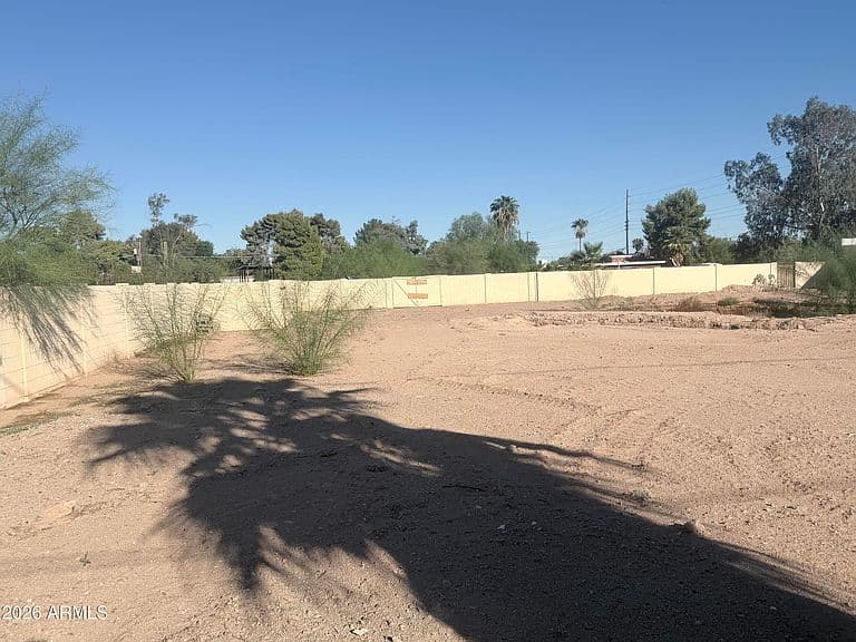 6726 E Shea Boulevard photo 2