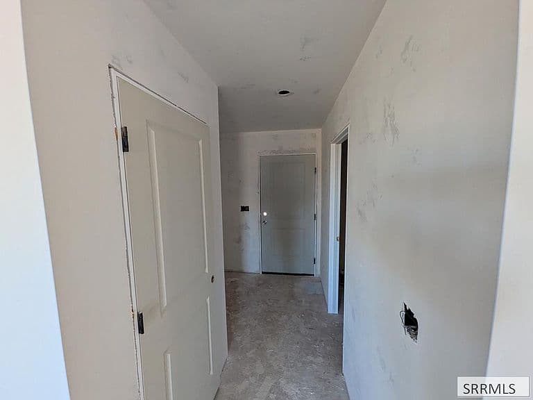 181 N 3785 E photo 3