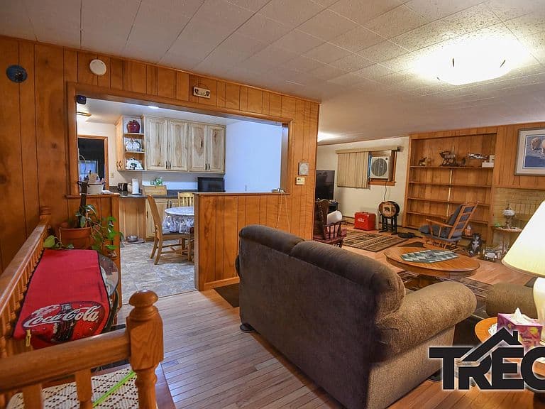 908 Canyon Ave photo 4