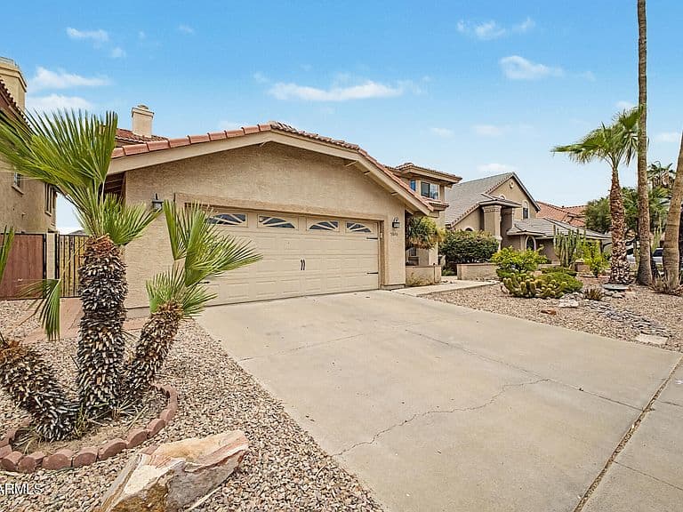 5840 W ABRAHAM Lane photo 4