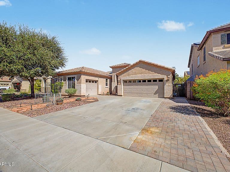 17604 W MARCONI Avenue photo 2