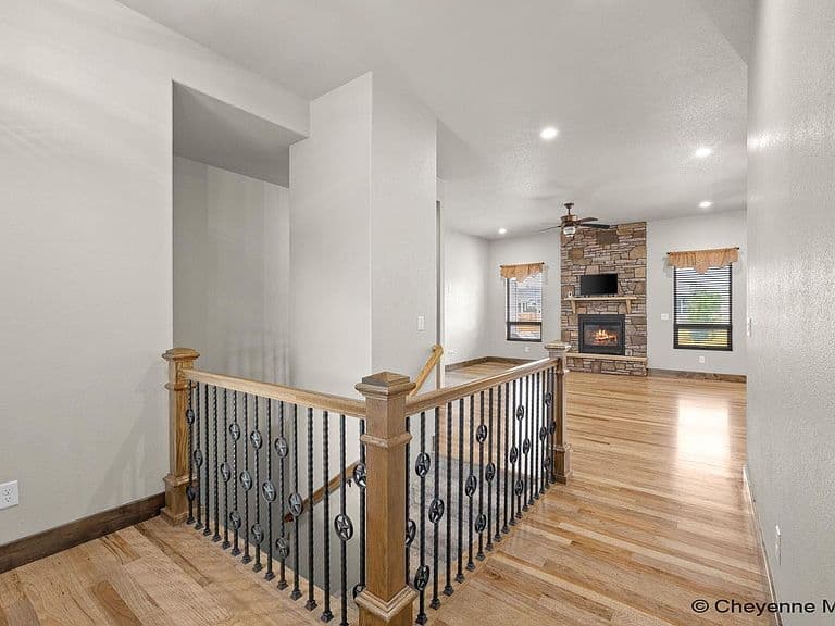 5825 Indigo Dr photo 3
