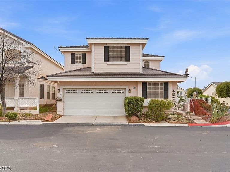 5251 Ladyhawk Way photo 2