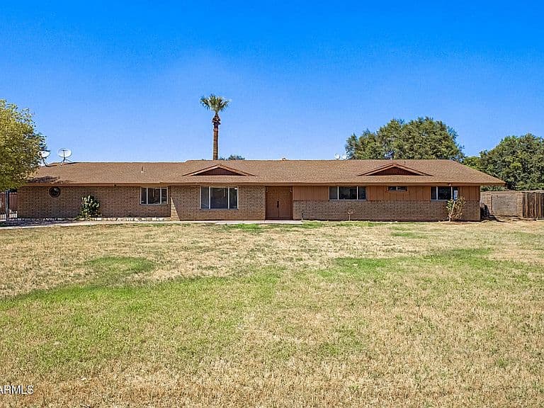 5228 W MCNEIL Street photo 1