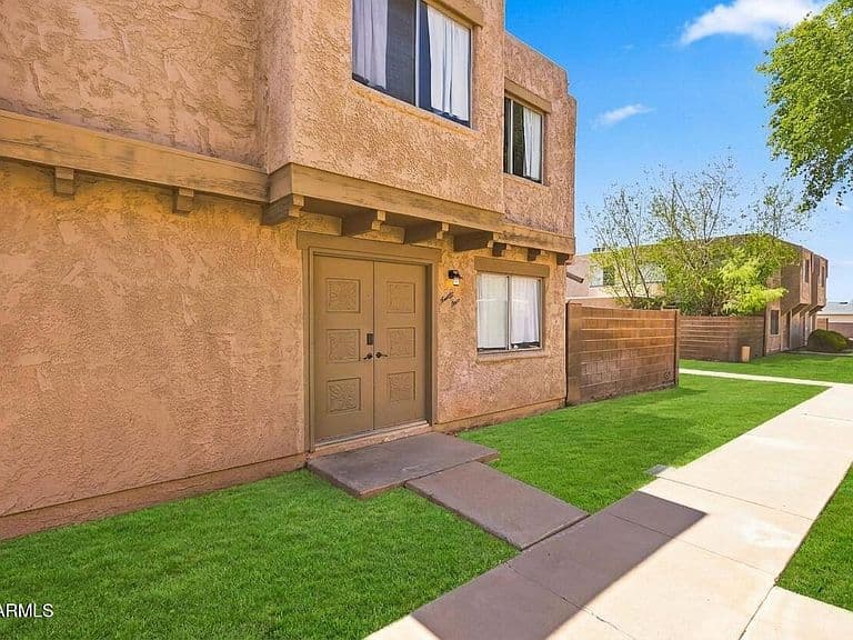 600 S DOBSON Road #91 photo 1