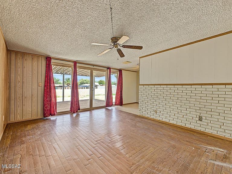 6525 E Mary Dr photo 5