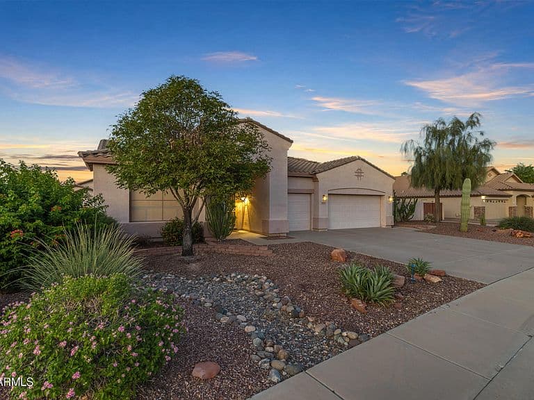 8220 W GARDENIA Avenue photo 3