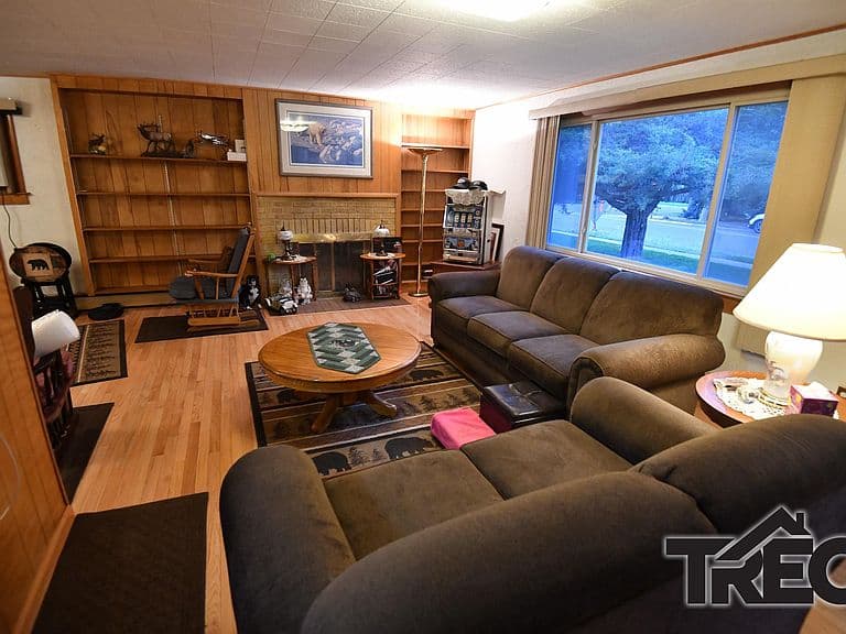 908 Canyon Ave photo 2