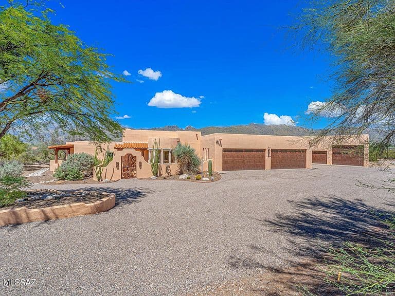 10041 E Rayann Pl photo 4