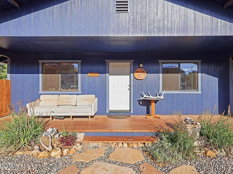 3581 Huron photo 4