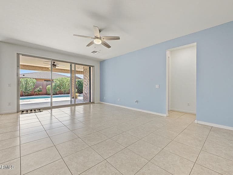 14389 W VOLTAIRE Street photo 5