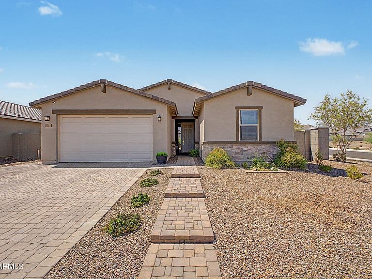 5065 W KARL Street photo 5