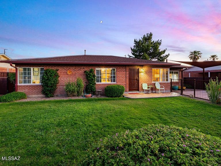 4918 E Julia St photo 1