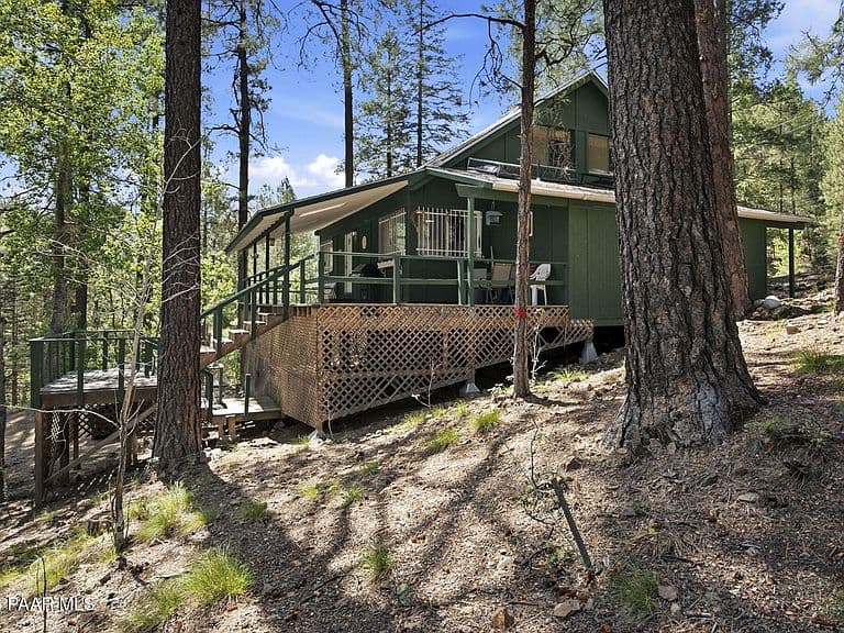 2810 E Aspen Ln photo 1