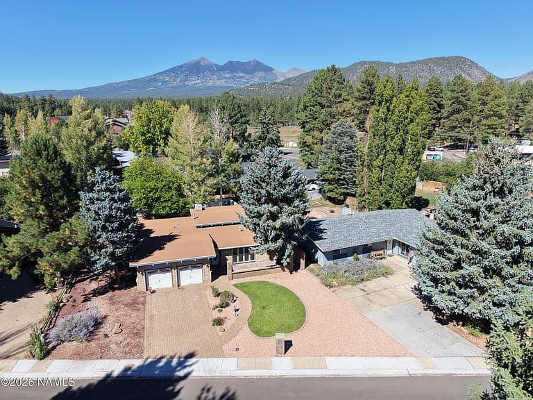 1660 W Stevanna Way photo 3