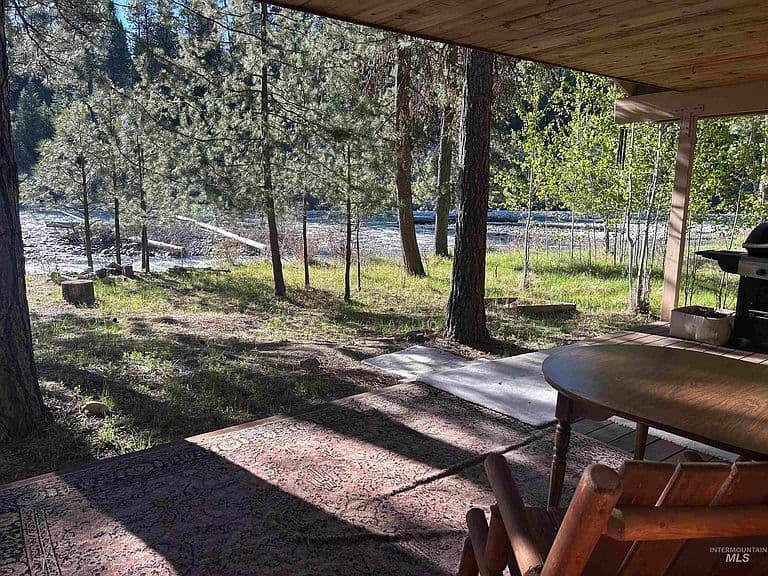 17 Bransons Dr photo 1