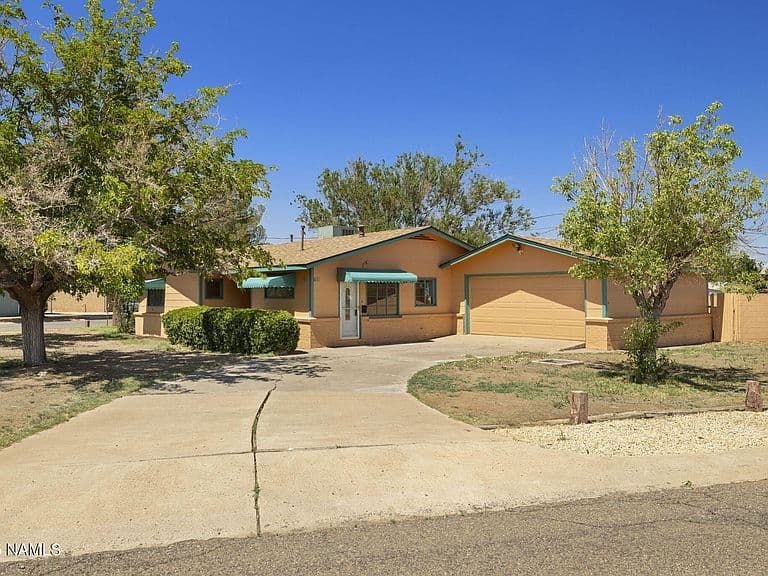 501 N Taylor Ave photo 2