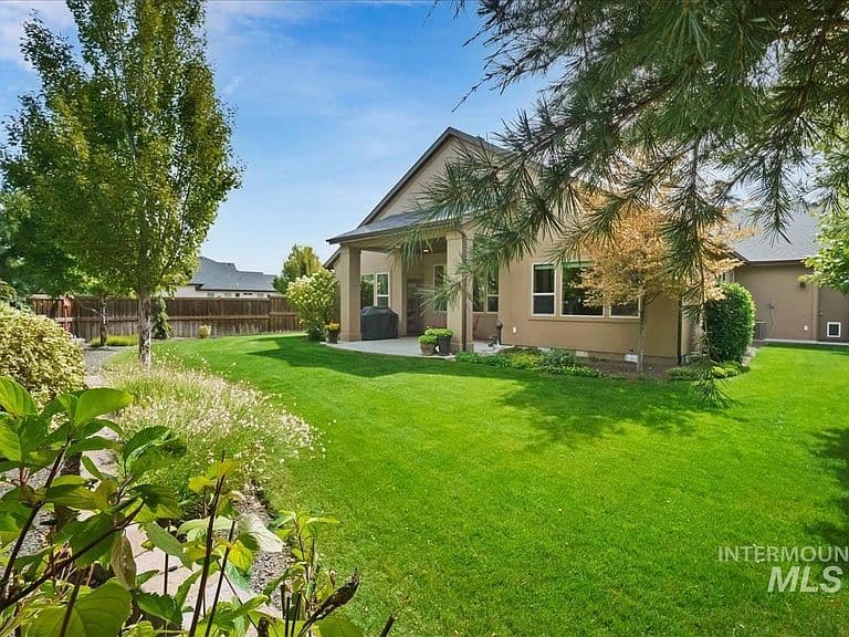 302 W Heston Dr photo 2