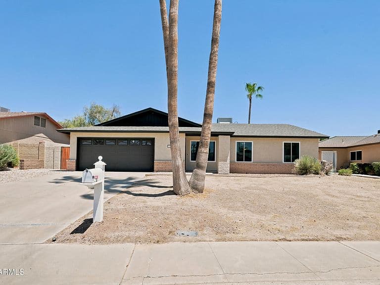 4638 E LA PUENTE Avenue photo 2