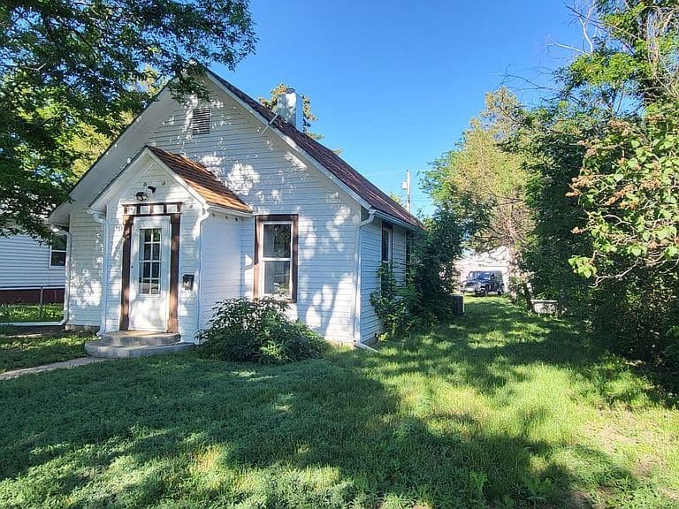 812 S Center Ave photo 2