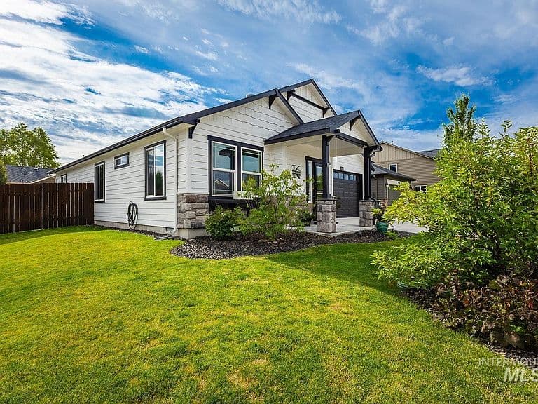 5440 N Landon Creek Pl photo 3