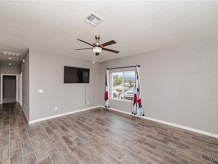 4966 N Edie Drive photo 5