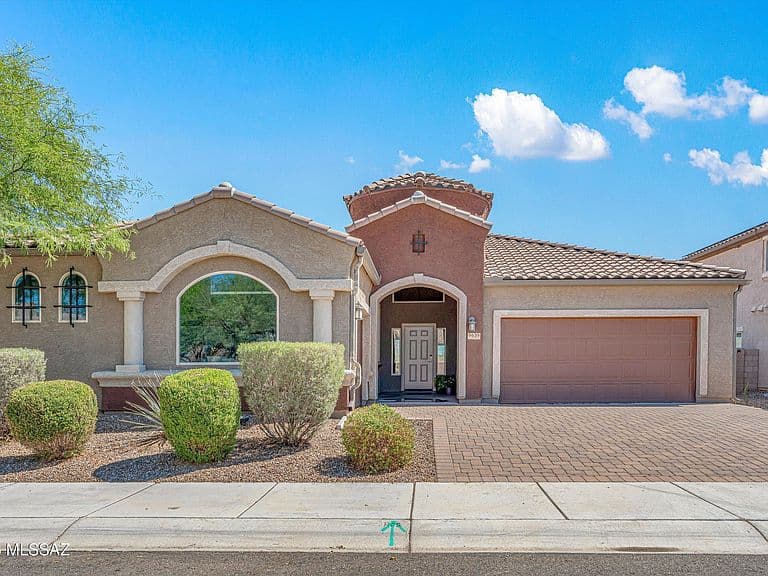 9639 N Melandra Way photo 2