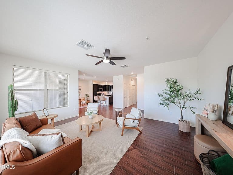 33575 N DOVE LAKES Drive #2033 photo 1