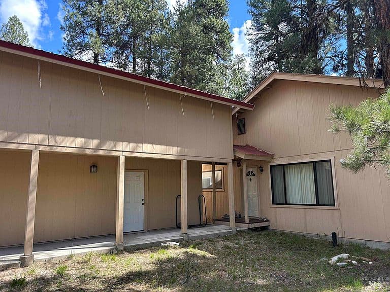 17 Bransons Dr photo 5