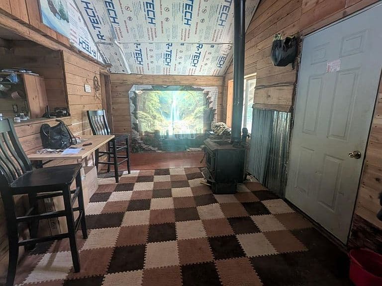1516 Round Mountain Rd photo 5