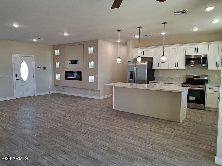 36726 W BUCKEYE Road photo 3