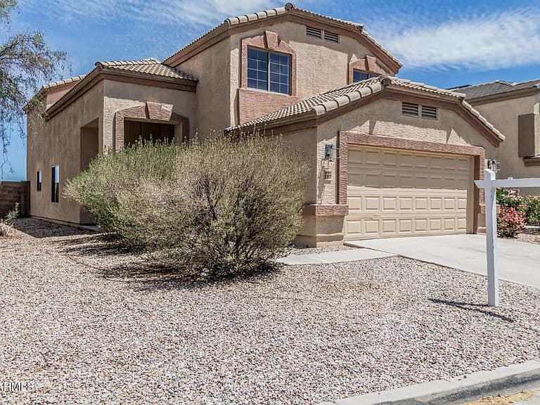 23637 N DESERT Drive photo 3