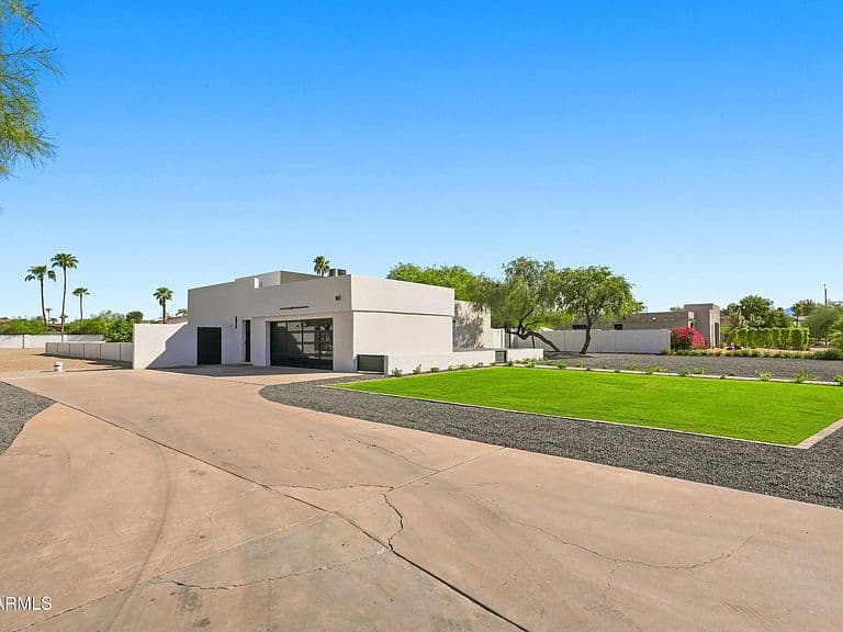 6848 E ASTER Drive photo 3