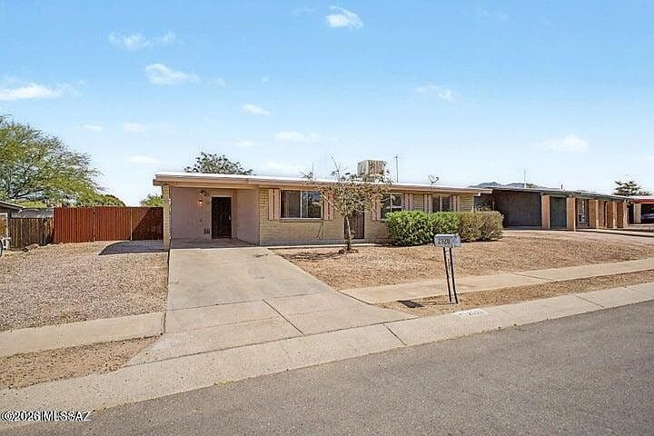 2328 W Ian Pl photo 2