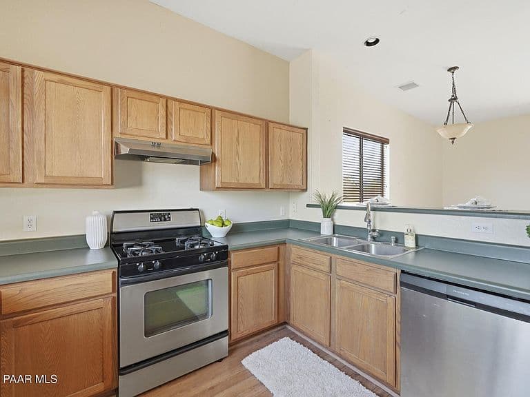 6439 E Ashton Pl photo 3